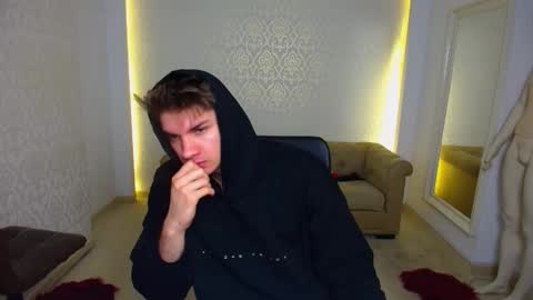 Snapshot of maxkaiden chatting on 01/17/26, 05:45 MaxKaiden online show from 01/17/26, 05:45