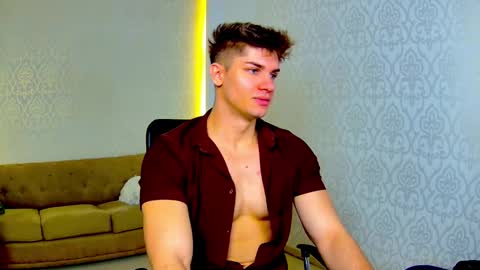 Snapshot of maxkaiden chatting on 02/11/26, 06:18 MaxKaiden online show from 02/11/26, 06:18