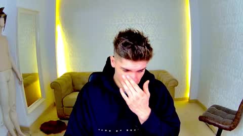 Snapshot of maxkaiden chatting on 02/17/26, 05:15 MaxKaiden online show from 02/17/26, 05:15