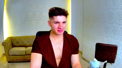 Snapshot of maxkaiden chatting on 02/27/26, 06:02 MaxKaiden online show from 02/27/26, 06:02