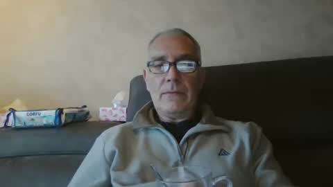 maxou569 online show from 10/06/25, 06:44