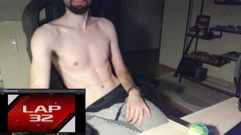 maxp0wer21 online show from 12/28/24, 05:33