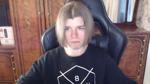 Snapshot of maxplay18 chatting on 01/27/25, 01:09 Max online show from 01/27/25, 01:09