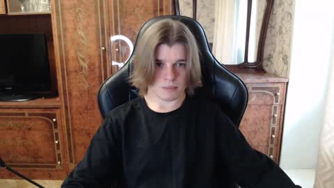 Snapshot of maxplay18 chatting on 10/07/25, 11:51 Max online show from 10/07/25, 11:51