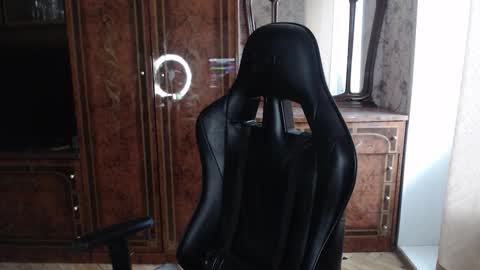 Snapshot of maxplay18 chatting on 02/16/26, 12:56 Max online show from 02/16/26, 12:56