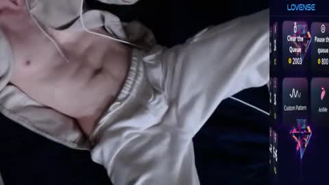 MaxRouger online show from 10/23/25, 06:28