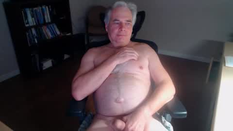Snapshot of maxsterize2 chatting on 03/19/26, 01:53 maxsterize2 online show from 03/19/26, 01:53
