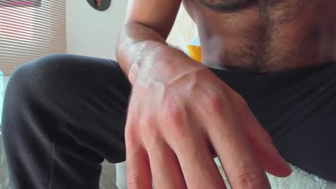 Max online show from 01/16/25, 02:30