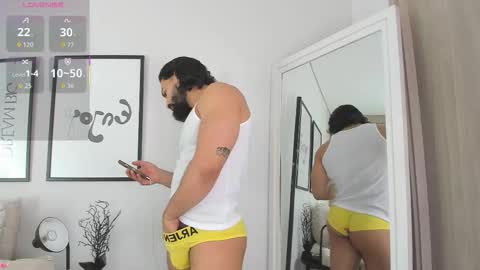 Max online show from 11/18/25, 03:27