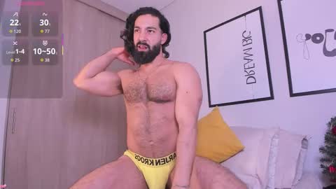 Max online show from 12/16/25, 10:48