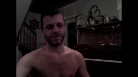 Snapshot of maxthewolf chatting on 12/09/24, 01:51 MaxTheWolf online show from 12/09/24, 01:51