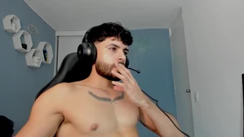 Maxi online show from 03/06/26, 04:20