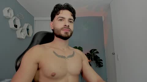 Maxi online show from 03/29/26, 01:27