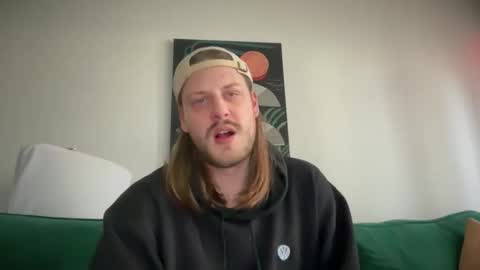 Snapshot of maxwatts95 chatting on 03/02/26, 10:38 Max Watts online show from 03/02/26, 10:38