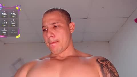 Snapshot of maxwel949813 chatting on 11/11/25, 06:35 Max online show from 11/11/25, 06:35