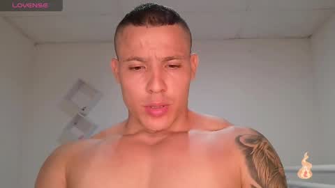 Max online show from 04/23/26, 05:08