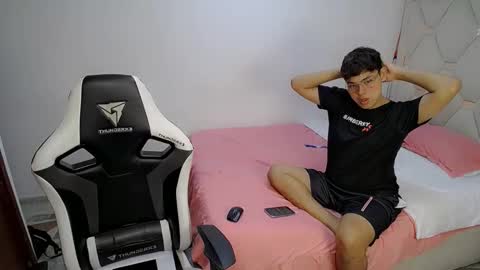 MAX  DAN online show from 03/09/26, 03:10