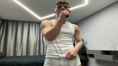 Max online show from 04/13/26, 05:07