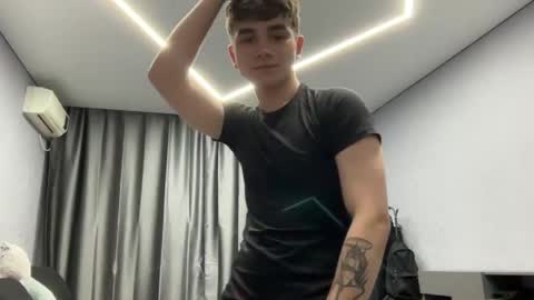 Max online show from 04/14/26, 04:46