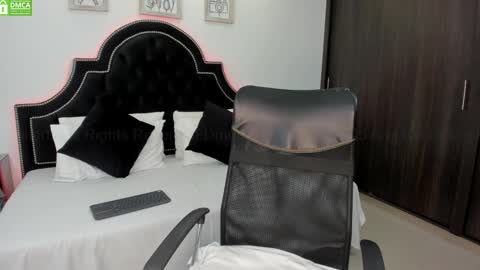 Maxxi online show from 02/18/25, 05:53