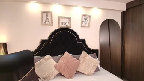 Maxxi online show from 09/16/25, 12:55