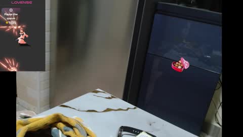 maxxinepetite online show from 11/09/25, 08:40