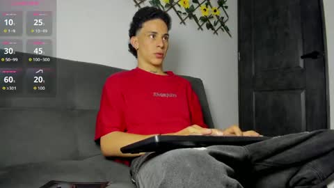 Max online show from 04/24/26, 03:09