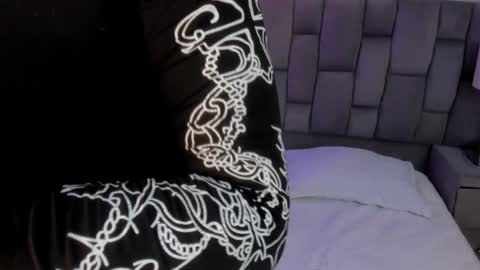 Snapshot of maxxxine_ chatting on 04/19/26, 12:54 Maxine Minx online show from 04/19/26, 12:54