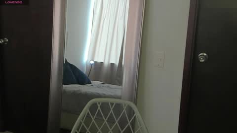 Victoria online show from 02/14/25, 09:32