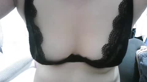 may online show from 09/13/25, 03:17