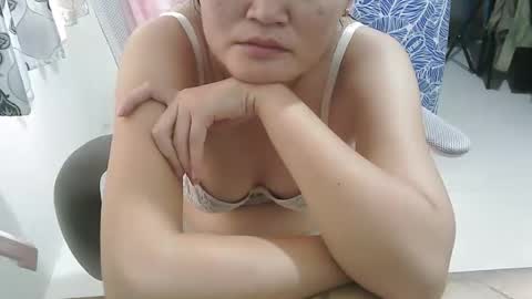 Snapshot of may171822 chatting on 05/19/26, 04:08 may online show from 05/19/26, 04:08