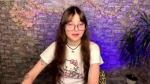 Snapshot of may_rollins chatting on 05/26/26, 02:24 may online show from 05/26/26, 02:24