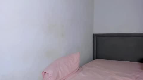 Snapshot of may_xx chatting on 10/20/25, 03:45 may_xx online show from 10/20/25, 03:45