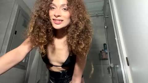 Maya transgirl online show from 01/07/26, 08:44