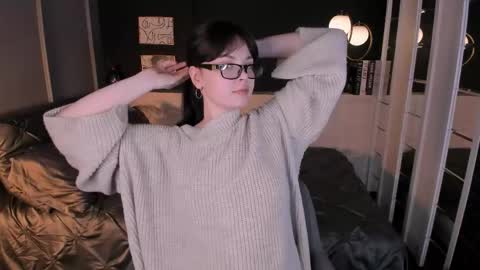 Snapshot of maya___muse chatting on 05/03/26, 01:50 Maya online show from 05/03/26, 01:50