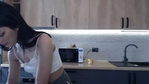 Maya online show from 02/24/25, 11:10