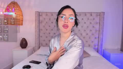 Maya online show from 12/16/25, 04:06