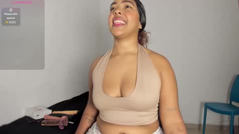 Snapshot of maya_graham_ chatting on 11/09/25, 09:07 Maya online show from 11/09/25, 09:07