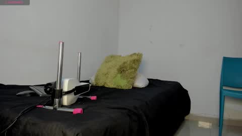 Maya online show from 03/08/26, 11:47