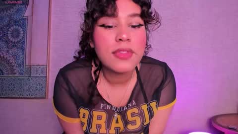 Snapshot of maya_house chatting on 10/31/25, 04:02 maya_house online show from 10/31/25, 04:02