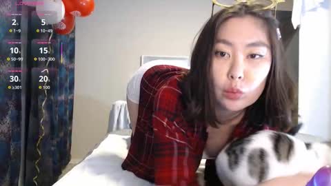 maya_kumashiro online show from 11/30/25, 10:14