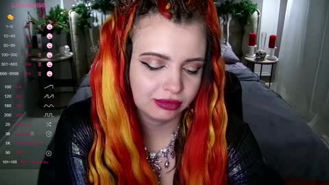 Snapshot of maya_mils chatting on 01/13/25, 07:11 Maya Mils online show from 01/13/25, 07:11