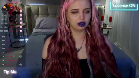 Snapshot of maya_mils chatting on 03/09/25, 04:05 Maya Mils online show from 03/09/25, 04:05