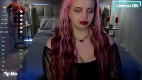 Snapshot of maya_mils chatting on 03/10/25, 04:07 Maya Mils online show from 03/10/25, 04:07