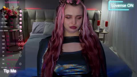 Snapshot of maya_mils chatting on 03/12/25, 04:08 Maya Mils online show from 03/12/25, 04:08