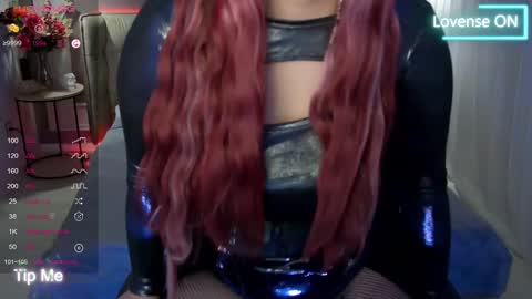 Snapshot of maya_mils chatting on 03/12/25, 07:13 Maya Mils online show from 03/12/25, 07:13