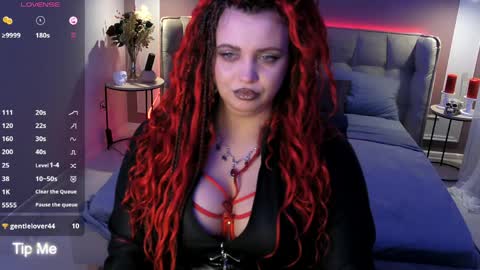 Maya Mils online show from 04/03/26, 01:14