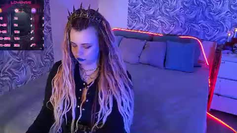 Maya Mils online show from 07/04/26, 01:01