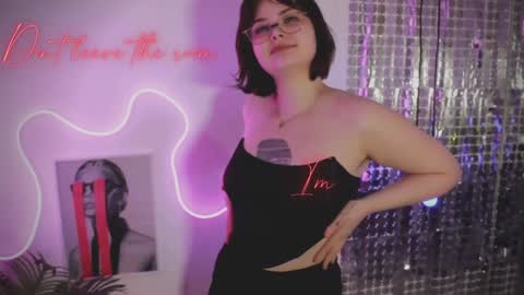 Snapshot of maya_muse chatting on 01/16/25, 11:58 Woman online show from 01/16/25, 11:58