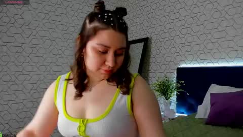 Maya online show from 04/19/26, 01:16